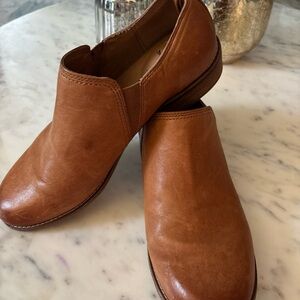 Sofft Women's Tan Ankle Booties 9.5